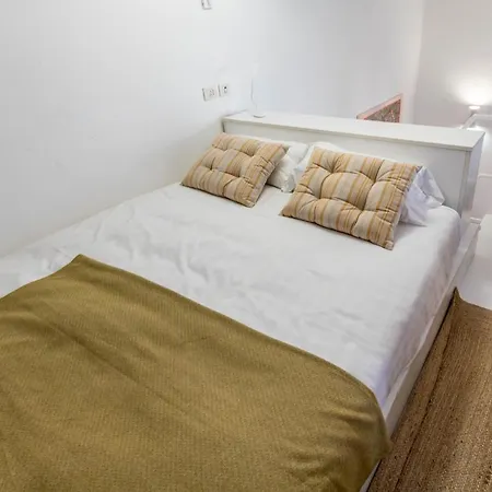 Apartment Joivy Modern Studio Near City Centre *