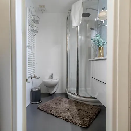 Apartment Joivy Modern Studio Near City Centre Milan